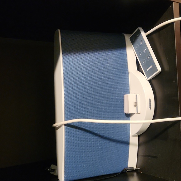 Bose Speaker - Picture 5 of 7